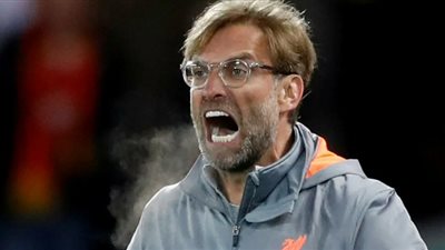 بهذه الطريقة جماهير ليفربول تعبر عن غضبها من كلوب