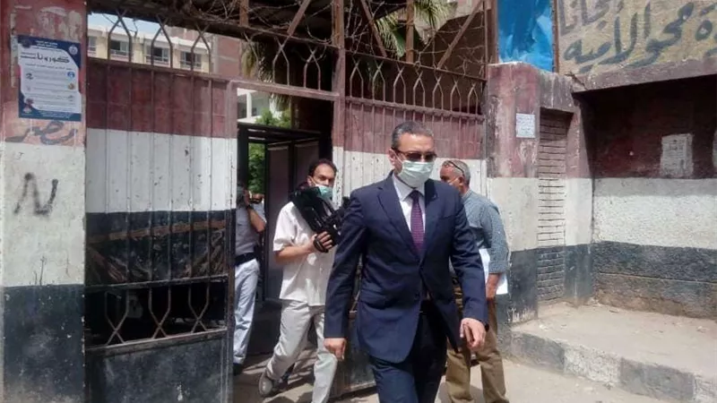 نائب محافظ الغربية يتفقد لجان امتحانات الثانوية العامة بالمحلة