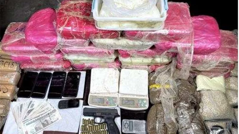 الداخلية تداهم أوكار الكيف وتضبط مصنعا لإنتاج المخدرات بالإسماعيلية .. صور
