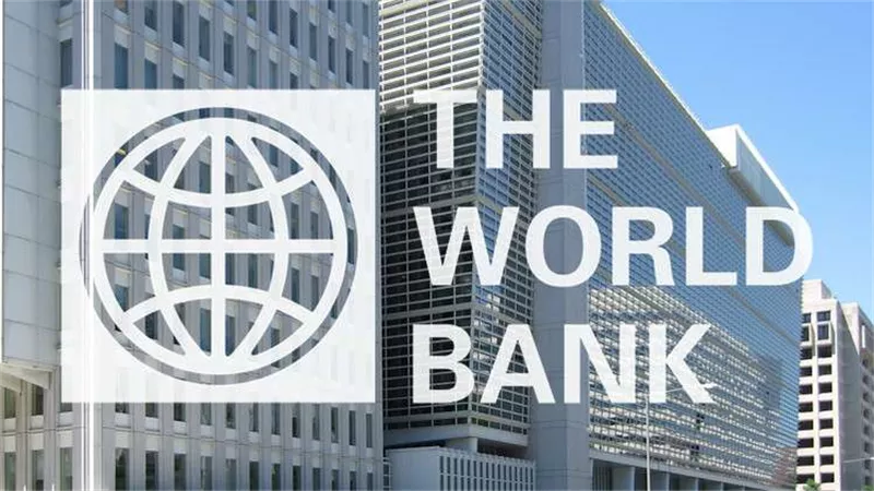 تخمينات.. البنك الدولي يتوقع تراجع الاقتصاد الأوكراني بنسبة 35%
