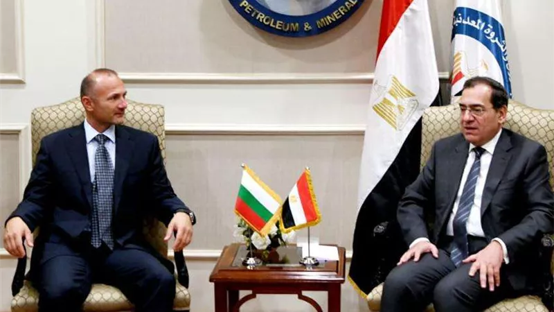 وزير البترول يبحث مع نظيرة البلغارى تعزيز التعاون فى مجالات الغاز والطاقة