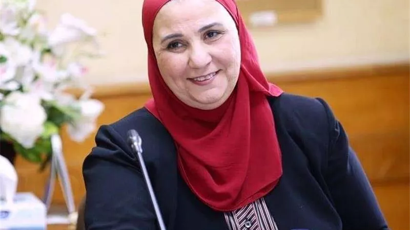 نيفين القباج تزف بشرى لأصحاب المعاشات بشأن العلاوات الخمس