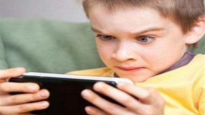 التعليم ينظم حملات توعية للطلاب بشأن خطورة الألعاب الإلكترونية