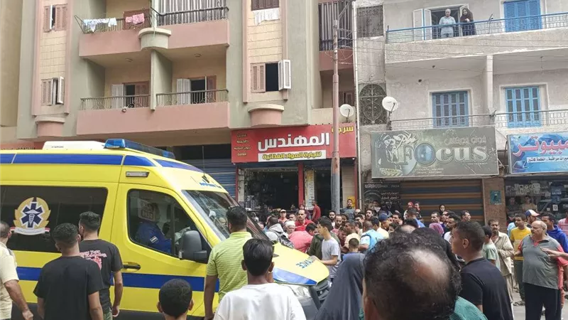 دفاعاً عن شقيقته |حبس سائق تاكسي تسبب في مصرع شخص بالإسماعيلية .. ما القصة ؟