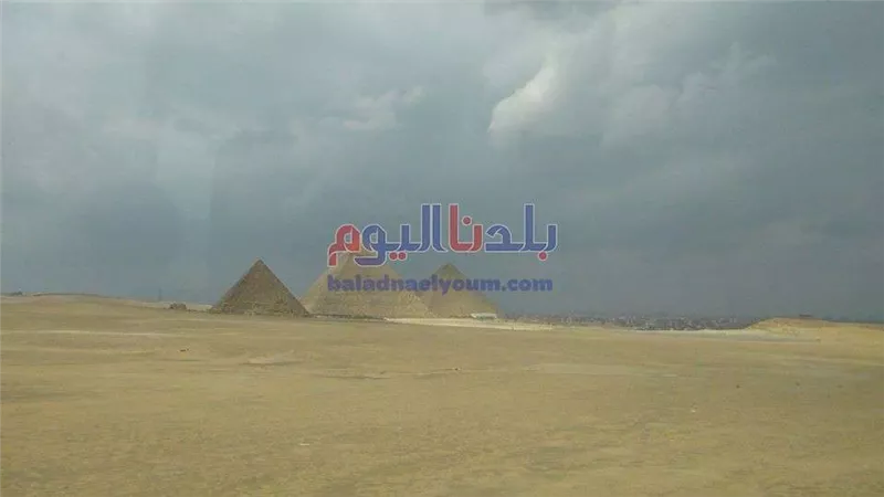 إعادة تشغيل عروض الصوت والضوء باللغة العربية بمنطقة الأهرامات