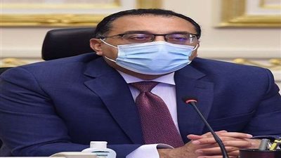 رئيس الوزراء يستعرض تقرير 
