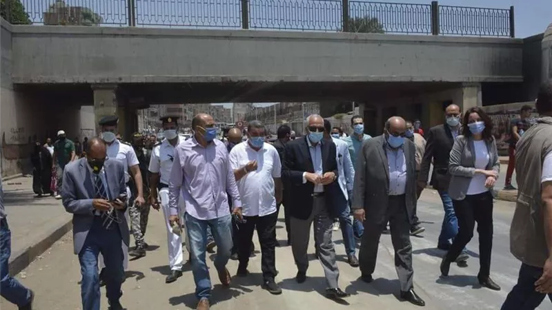 محافظ الجيزة: الغلق والتشميع والغرامة مصير المنشآت المخالفة