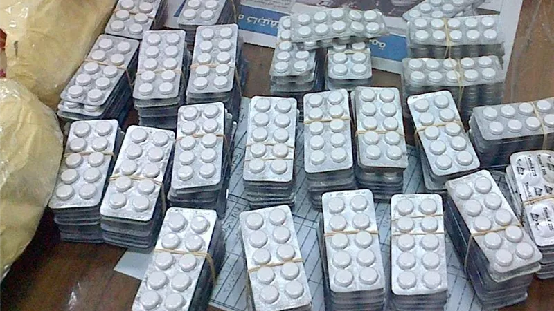 الحبس لعاطل لاتهامه  بالاتجار في الأقراص المخدرة بالعمرانية