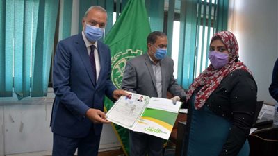 محافظ القليوبية يسلم شيكات للعرائس الأيتام من أبناء المحافظة
