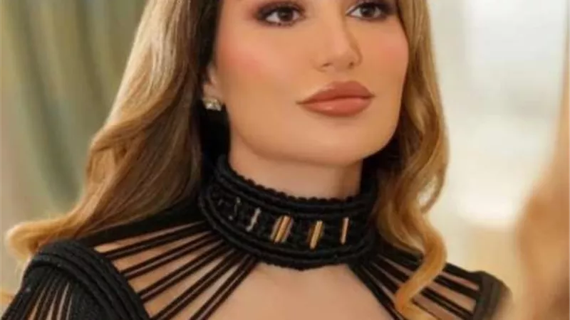 أجرأ إطلالات سارة نخلة بعد دفاع والدها عنها