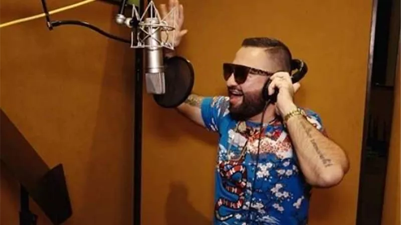 النجم العالمي سوبر ساكو ضيف 