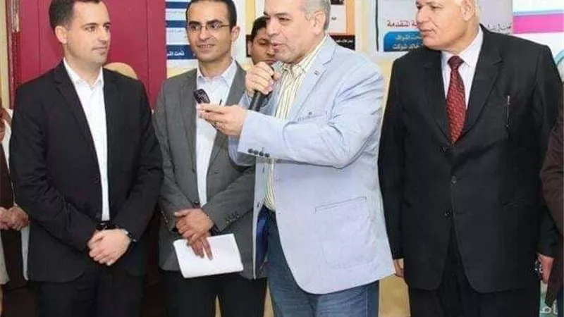 نائب وزير التعليم يتفقد الامتحانات العملية بطوخ وبنها