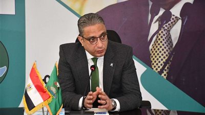 محافظ الفيوم يراجع أراضي أملاك الدولة لإقامة مشروعات حياة كريمة