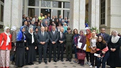 جامعة القاهرة: برامج تدريبية في جهات معتمدة لربط الدراسة بالواقع