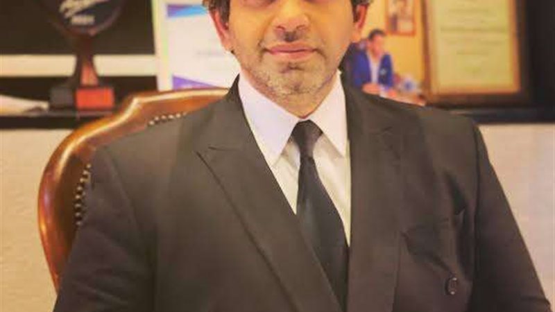 الاعلامي أحمد الطاهري