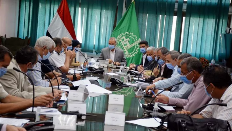 محافظ القليوبية يناقش تفاصيل الخطة الاستثمارية للعام المالي 2020/2021