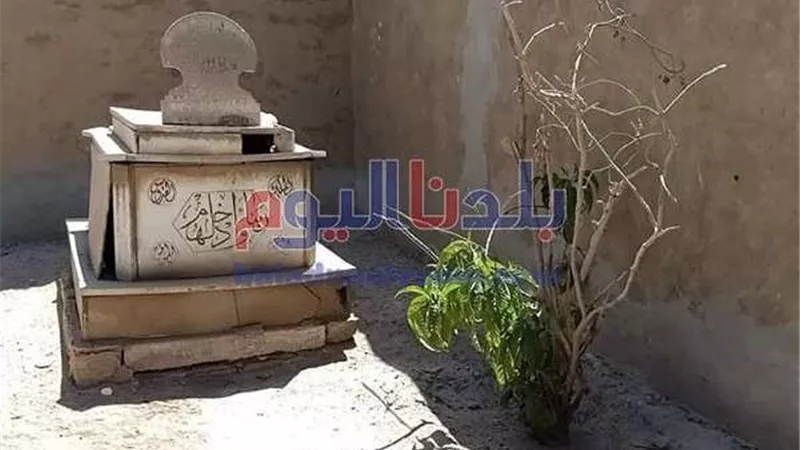 آخر استعدادات مقابر البساتين لاستقبال جثمان رجاء الجداوي.. صور