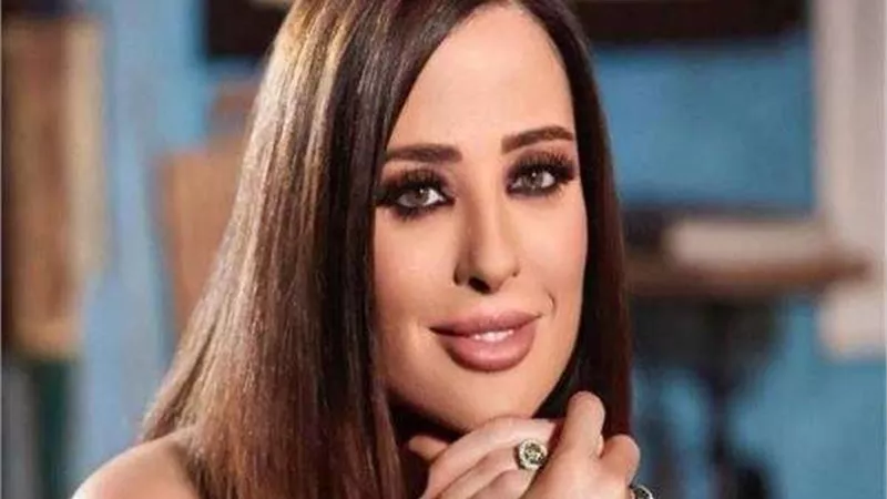 بسبب جنازة رجاء الجداوي.. وفاء الكيلاني تنتقد الصحفيين