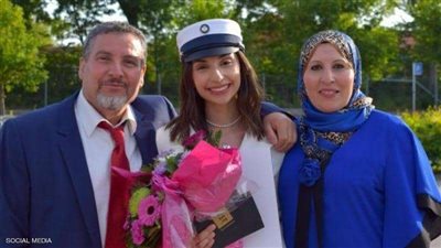 فلسطينية تحصل على 