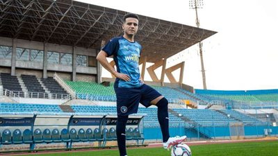 مصطفى فتحي يحصل على رجل المباراة أمام إنبي