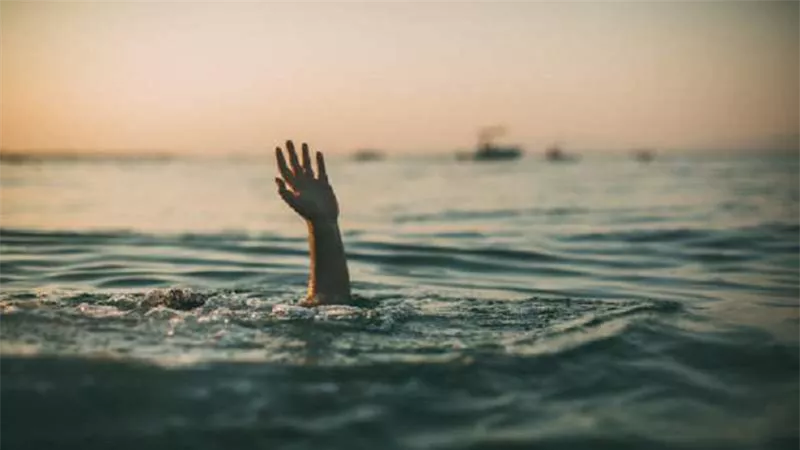 وفاة سيدة وابنتها ونجاة زوجها من الغرق في المنيا