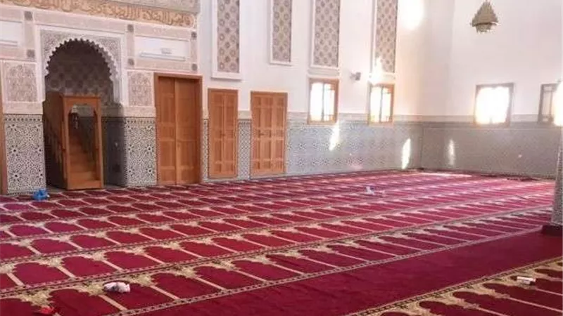 استثناء صلاة الجمعة.. إعادة فتح المساجد لأداء الفرائض الخمس في المغرب
