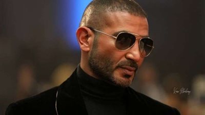 أحمد سعد يشارك متابعيه صور من حفلته بجامعة النهضة