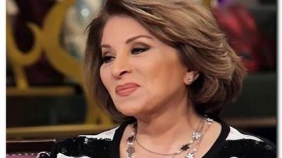 بوسي تكشف عن موقفها من العمل محمد رمضان