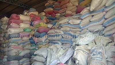 ضبط 229 طن مبيدات مواد خام