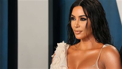 في عيد ميلادها الـ 42.. نكشف أسرار رشاقة كيم كارداشيان