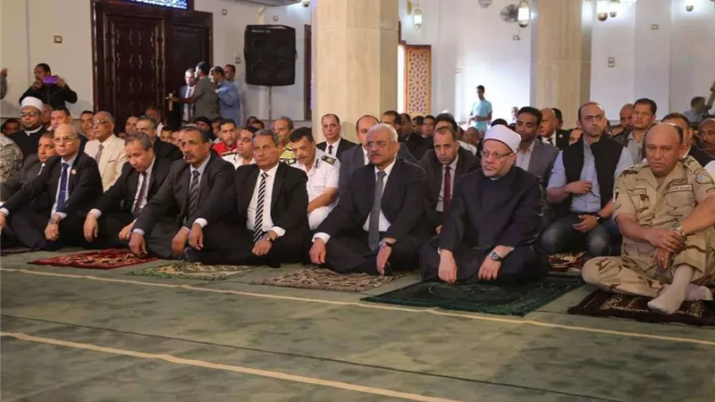 بحضور محافظ السويس ووزير الأوقاف ومفتي الجمهورية.. افتتاح مسجد الرحمة بمدينة السلام 2