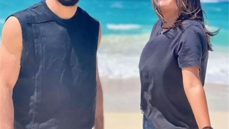 تعامل بلطف.. تفاصيل صورة ديانا هشام مع محمد صلاح