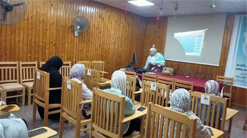 بحضور 80 متدربا.. تهيئة الفريق الصحي لمركز مبادرة حياة كريمة في دمياط