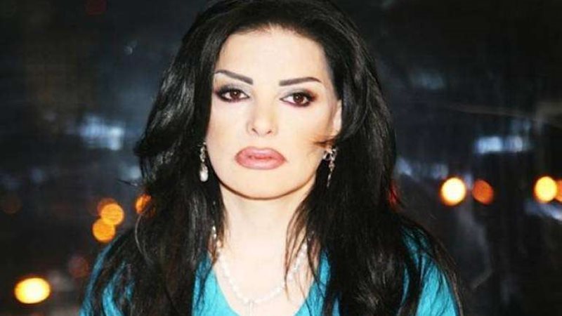نضال الأحمدية 