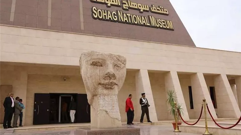 سرقة متحف كلية آثار بجامعة سوهاج  .. تفاصيل