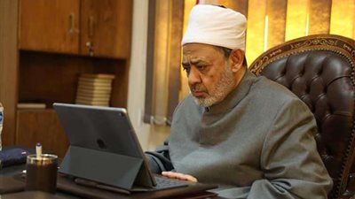 شيخ الأزهر يبعث رسالة للطلاب قبل امتحانات الجامعة والمعاهد الأزهرية