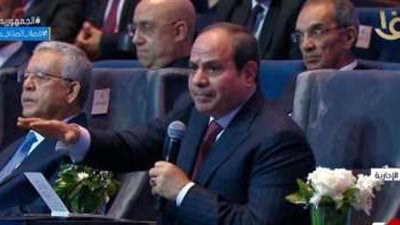 أحمد موسى: الرئيس السيسي في المؤتمر الاقتصادي وضع يده على كافة المشكلات.. فيديو