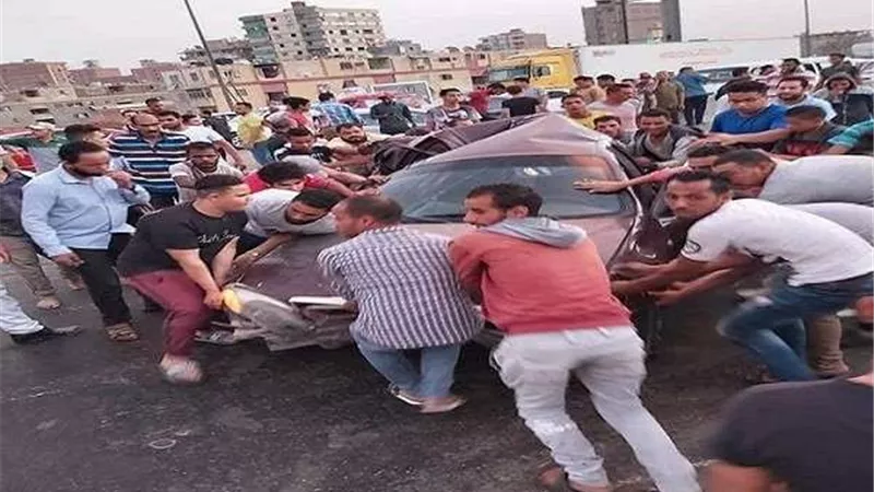 سقوط 6 مصابين في حادث تصادم 5 سيارات بالإسكندرية