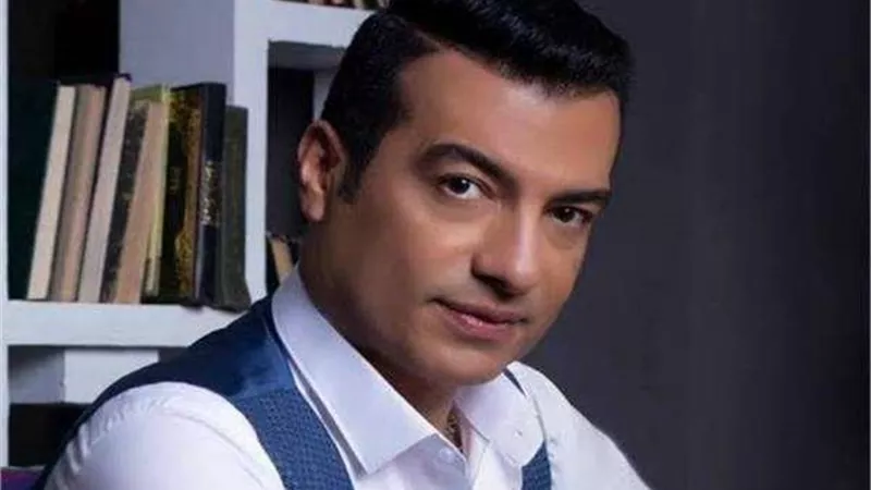 إيهاب توفيق يكشف عن أحدث أغانيه الجديدة 