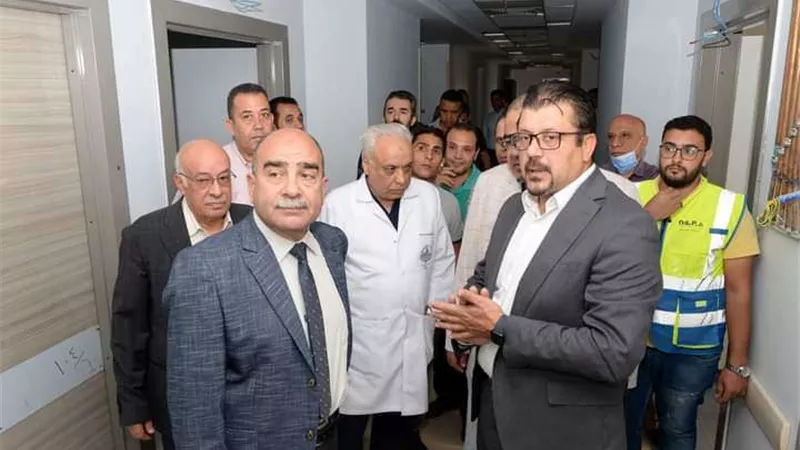 رئيس جامعة المنصورة يتفقد تجهيزات مبنى الكبد الجديد
