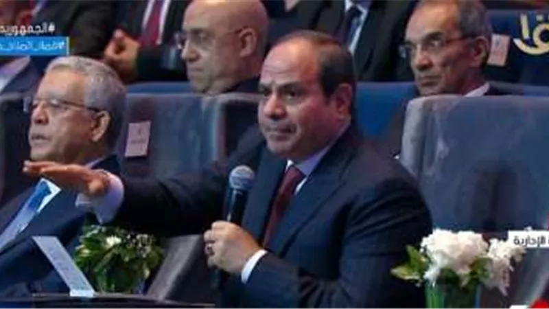 السيسي: عندي 17 مليون مشترك أعطي لهم الكهرباء بأقل من نص ثمنها