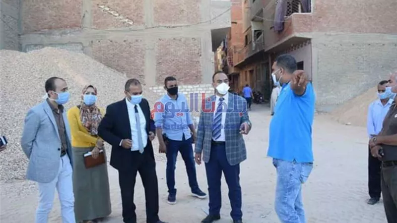 نائب محافظ المنيا يتابع أعمال لجنة مراجعة رخص البناء بالمركز التكنولوجي