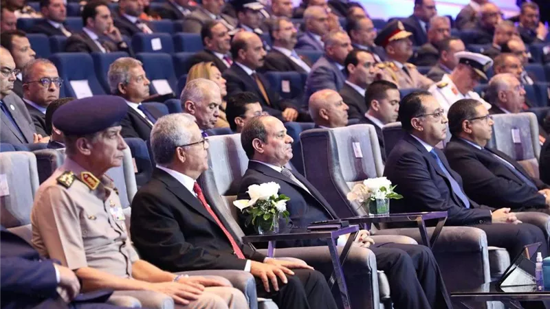 بالصور.. مشاركة أعضاء مجلس أمناء الحوار الوطني بجلسات اليوم الختامي للمؤتمر الاقتصادي