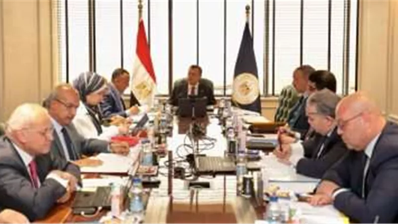 وزير السياحة يترأس اجتماع مجلس إدارة المجلس الأعلى للآثار
