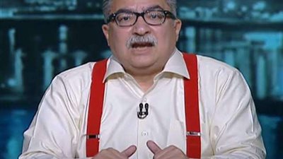 إبراهيم عيسي : المواطن ممكن يعرف عن الأزمة الاقتصادية من أي سوبر ماركت
