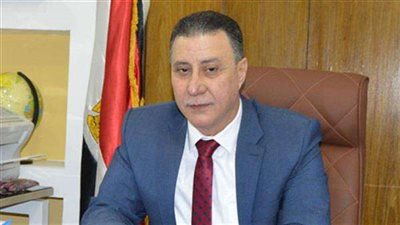 عمال مصر يشيدون بقرارات الرئيس السيسي بزيادة الأجور