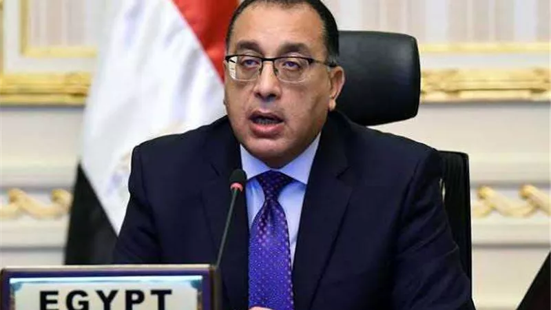 مجلس الوزراء  : زيادة الحد الأدني للأجور لـ 3000 جنيه اعتبارًا من 1 نوفمبر