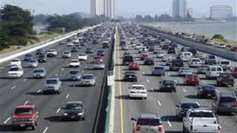 افتتاح غرفة مراقبة مركزية مطورة بمرور الشرقية