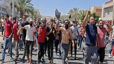 الشرطة الإيرانية تهدد المتظاهرين بعد احتجاجات أمس