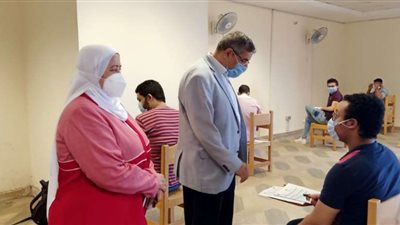 نائب رئيس جامعة بنها لشئون التعليم يتفقد الامتحانات بكليتى الحاسبات والتربية الرياضية